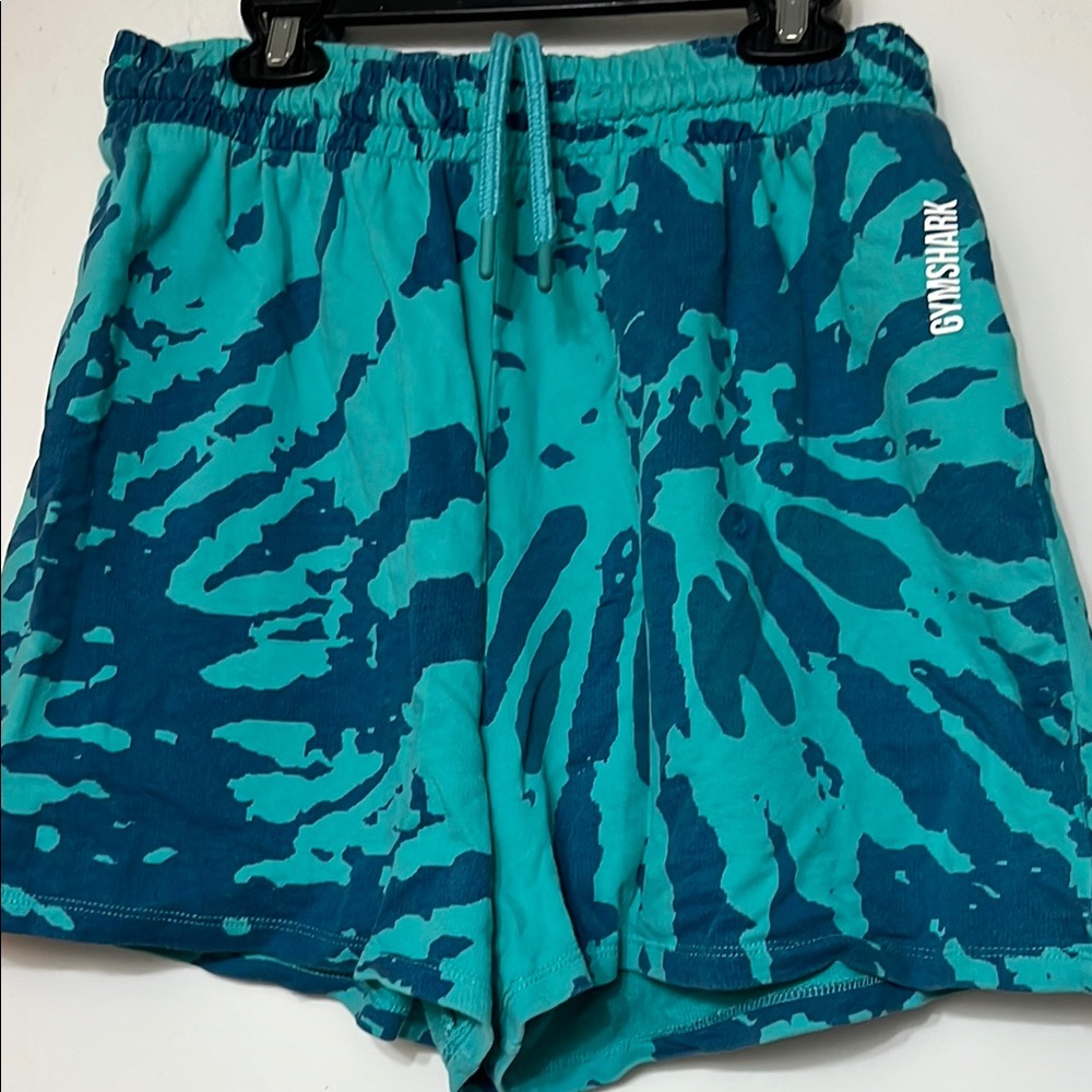 Gymshark throw on shorts